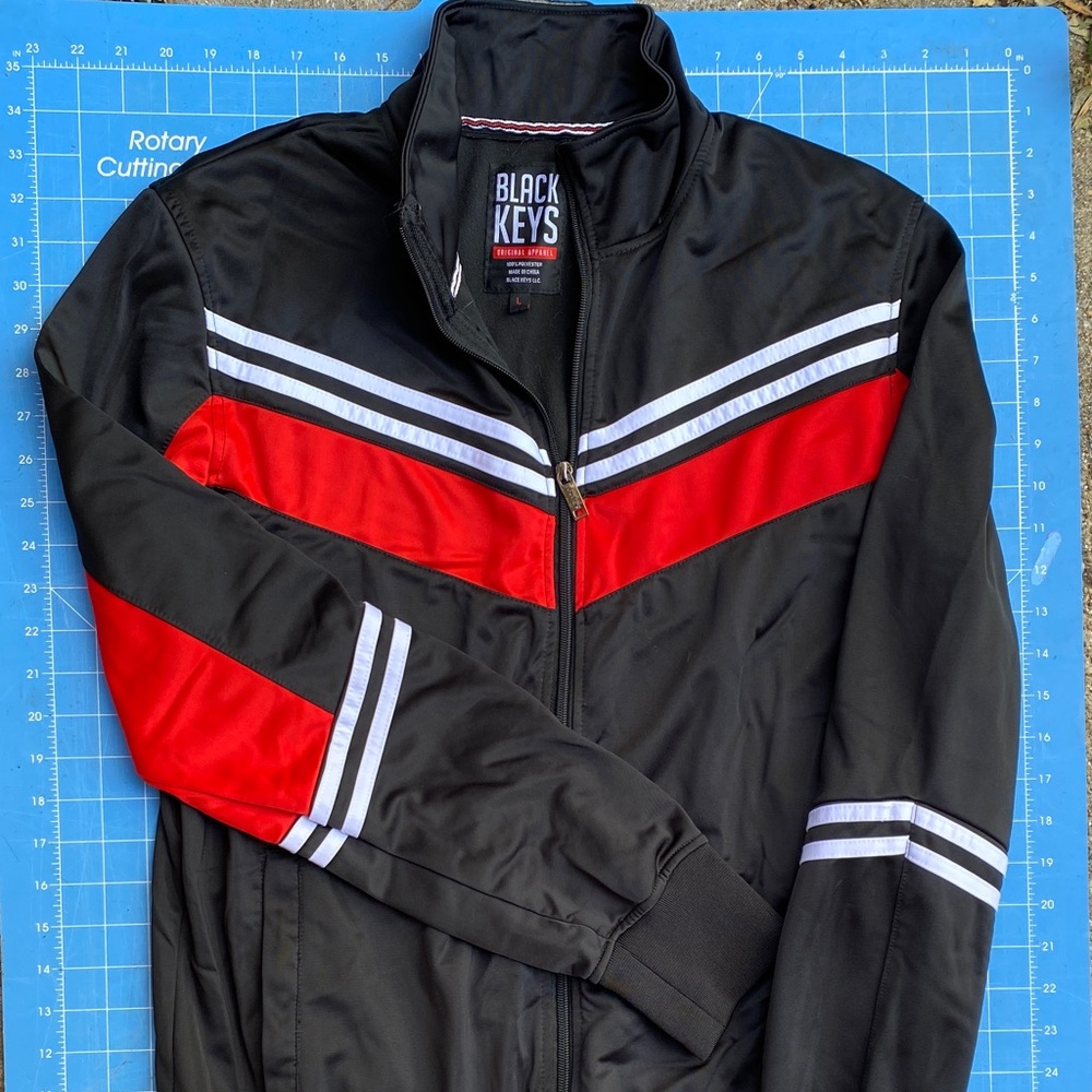 Black Keys Lightweight Jacket with Zipper Pockets